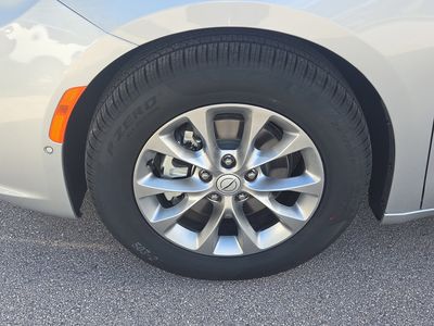2026 Chrysler Pacifica — photo 11 view