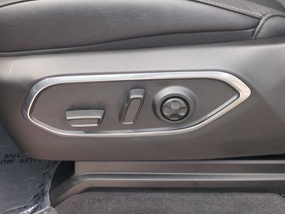 2026 Jeep Grand Wagoneer - Photo 21