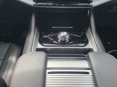 2026 Jeep Grand Wagoneer - Photo 20