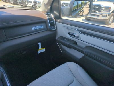 2026 Ram 1500 — photo 17 view