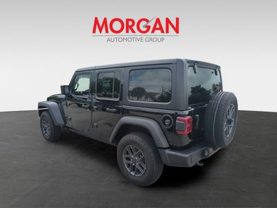 2025 Jeep Wrangler - Photo 7
