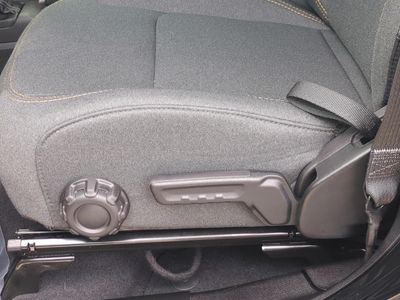 2025 Jeep Wrangler - Photo 22