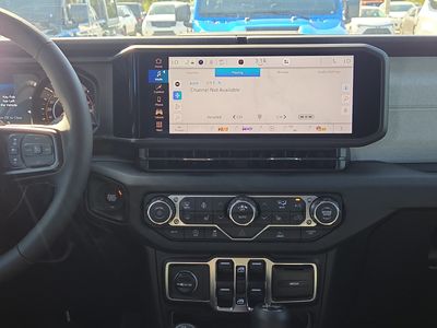 2026 Jeep Wrangler — photo 20 view