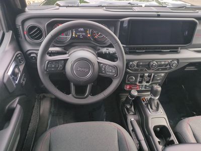 2026 Jeep Wrangler - Photo 16