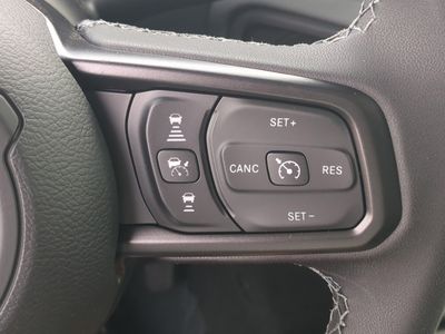 2026 Jeep Wrangler - Photo 25