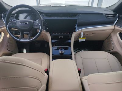 2026 Jeep Grand Cherokee — photo 16 view