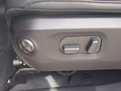 2026 Jeep Wrangler — photo 20 view