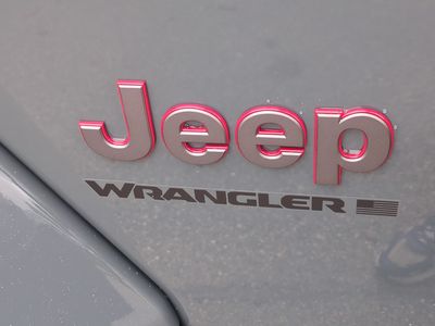 2026 Jeep Wrangler - Photo 13