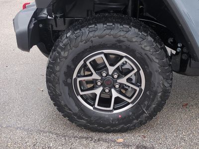 2026 Jeep Wrangler - Photo 11