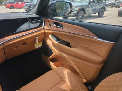 2026 Jeep Grand Cherokee - Photo 18