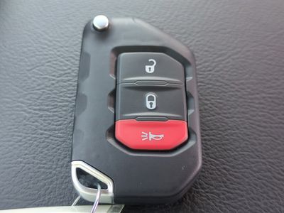 2026 Jeep Wrangler - Photo 31