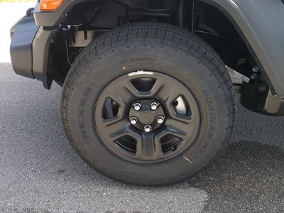 2026 Jeep Wrangler - Photo 11