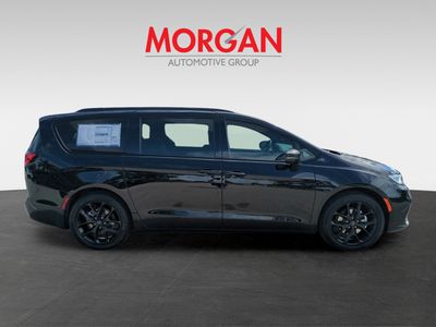 2026 Chrysler Pacifica — interior view