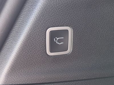 2026 Chrysler Pacifica — photo 14 view