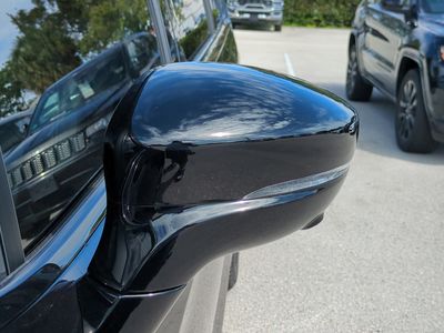 2026 Chrysler Pacifica — photo 12 view
