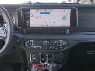 2026 Jeep Wrangler - Photo 20