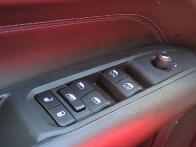 2026 Jeep Compass — photo 24 view