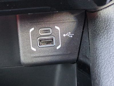 2026 Jeep Compass — photo 22 view