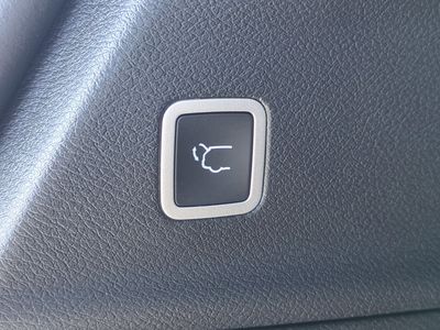 2026 Chrysler Pacifica — photo 14 view