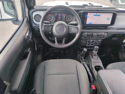 2026 Jeep Wrangler - Photo 16