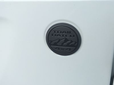 2026 Jeep Wrangler - Photo 21