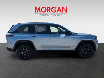 2026 Jeep Grand Cherokee - Photo 4