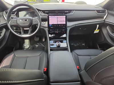 2025 Jeep Grand Cherokee L - Photo 16