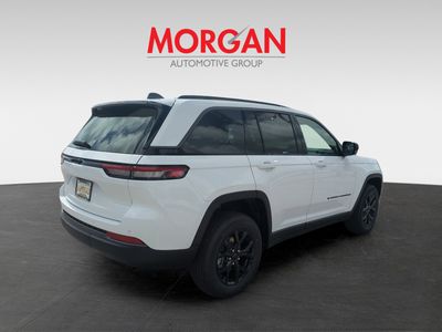 2026 Jeep Grand Cherokee - Photo 5