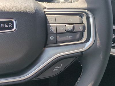 2026 Jeep Grand Wagoneer - Photo 29