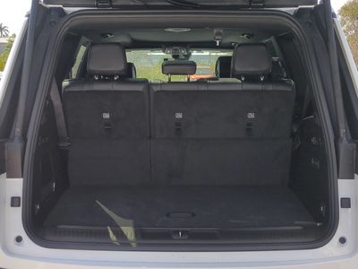 2026 Jeep Grand Wagoneer - Photo 13