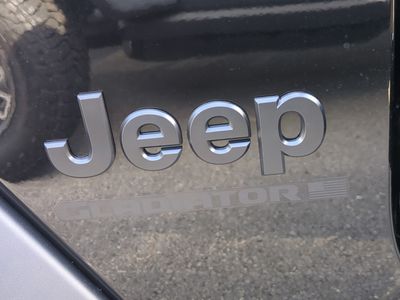 2026 Jeep Gladiator — photo 30 view