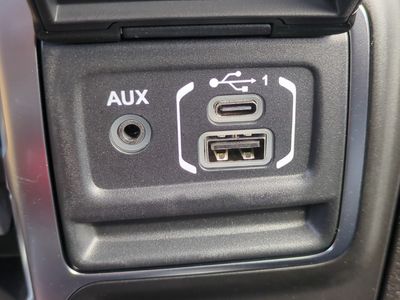 2026 Jeep Gladiator — photo 22 view