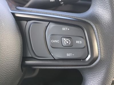 2026 Jeep Gladiator — photo 25 view