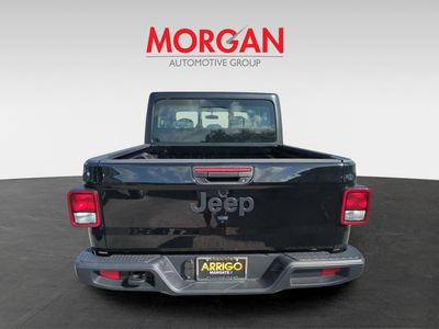 2026 Jeep Gladiator — engine compartment view