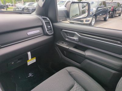 2026 Ram 1500 — photo 17 view