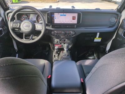 2026 Jeep Wrangler - Photo 16