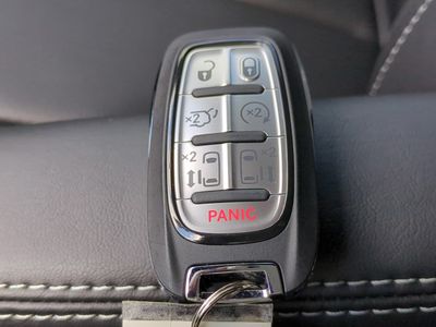 2026 Chrysler Pacifica — photo 32 view