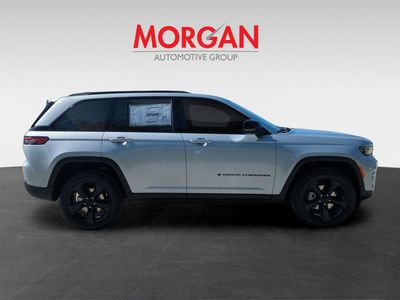 2025 Jeep Grand Cherokee - Photo 4