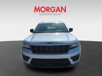 2025 Jeep Grand Cherokee - Photo 3