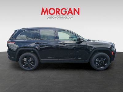 2026 Jeep Grand Cherokee - Photo 4