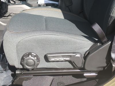 2026 Jeep Wrangler - Photo 21