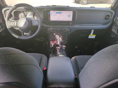 2026 Jeep Wrangler - Photo 16