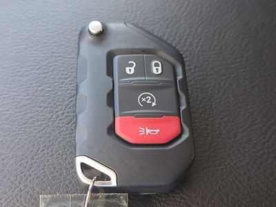 2026 Jeep Wrangler - Photo 31