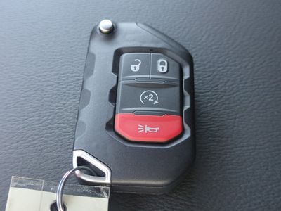 2026 Jeep Wrangler - Photo 34
