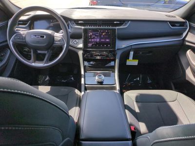 2025 Jeep Grand Cherokee - Photo 15
