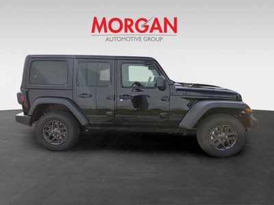 2026 Jeep Wrangler - Photo 4
