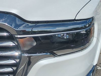 2026 Ram 1500 — photo 10 view