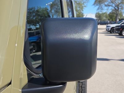 2026 Jeep Gladiator — photo 12 view