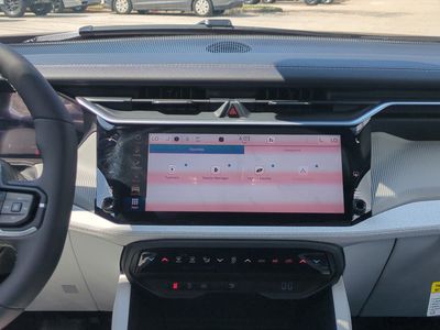 2026 Jeep Cherokee - Photo 18