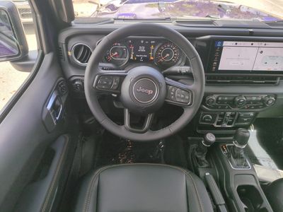 2026 Jeep Gladiator - Photo 17